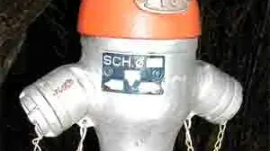 Zweiarmiger Hydrant Zweiarmiger Hydrant