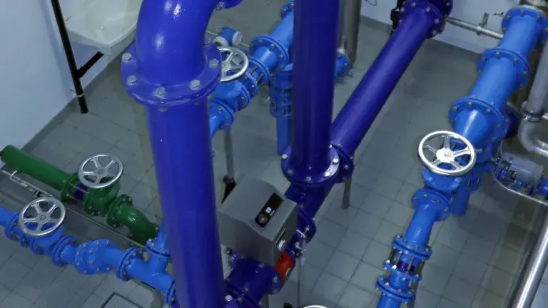 Löschbogen und Löschklappe Reservoir Schwand Löschbogen und Löschklappe Reservoir Schwand